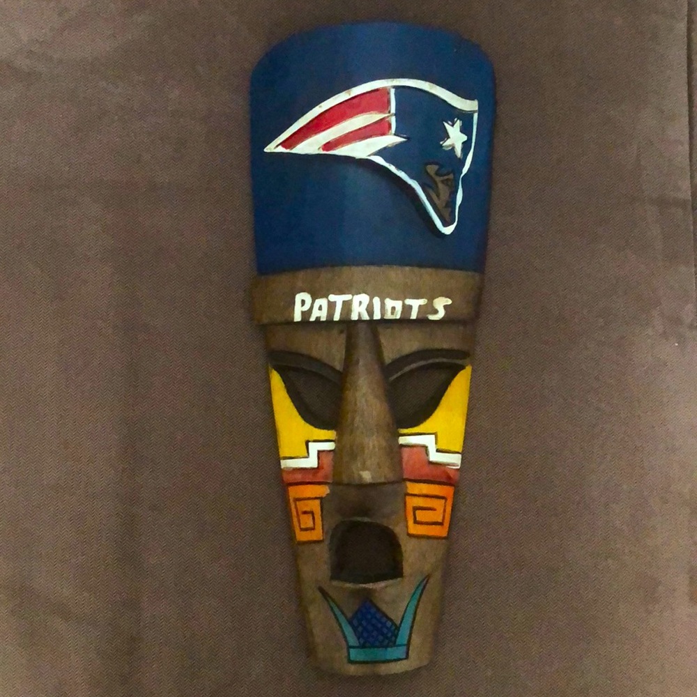 New England Patriots NFL Tiki mask totem carved wood wall decoration.